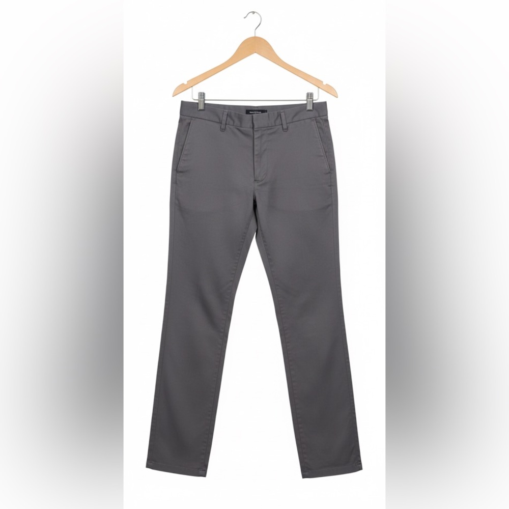 NORDSTROM Mens Athletic Fit Leg Non-Iron Gray Chinos Non Iron